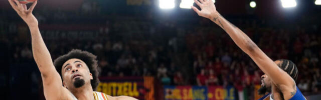 Већ виђени лет и пад