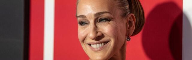 Sara Džesika Parker osvojila Tribeca festival: Satenski komplet u retro stilu dokaz je da joj elegancija nikada ne izlazi iz mode