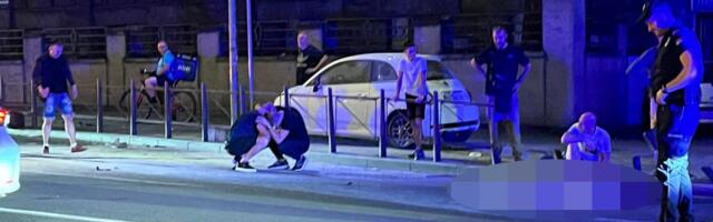 Prve slike s mesta nesreće, telo motocikliste leži na ulici: Poznanik plače i grli ga, motor ugljenisan