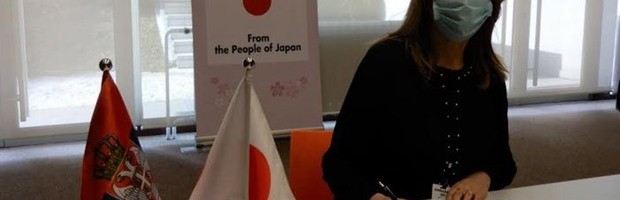 REANIMOBIL I TRI STOMATOLOŠKE STOLICE POKLON VLADE JAPANA