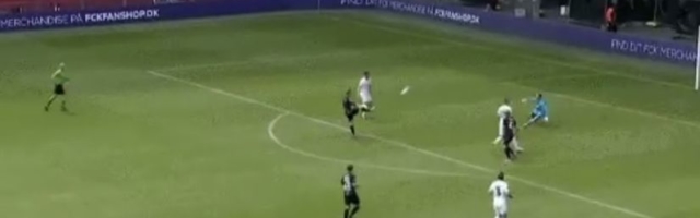 Lob iz penzije! Hansen obuo kopačke posle pet godina i šokirao Kopenhagen (VIDEO)