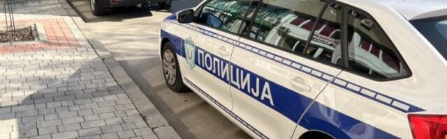 DEVOJKA NAORUŽANA DO ZUBA! Policija zaustavila "audi" kod Požege i pronašla oružje i municiju