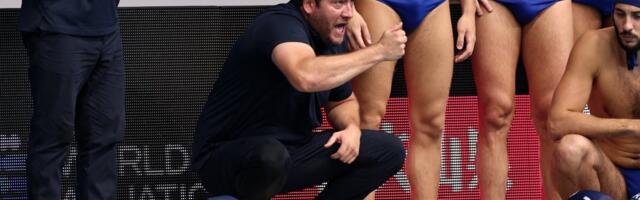 Boli me ku**c, šta je ovo breeeee... Selektor psovao i urlao na igrače na tajm-autu