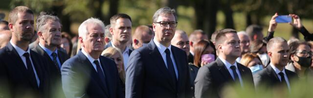 Vučić i Toma: Dragica postavila sofru za putnika namernika, najdražeg gosta