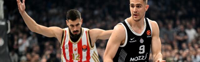 Igraju Partizan i Zvezda, a Arena "gori" /GALERIJA/