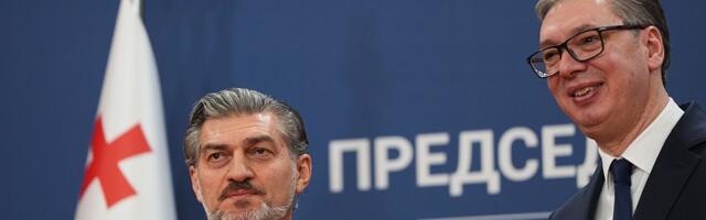 Luksemburški dnevnik: Nadureni Vučić zbog povređene sujete gura Srbiju u samoizolaciju