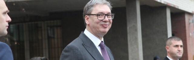 "Strpaćemo ga u sanduk": Zabijali su Vučiću nož posred lica, sad opet hoće da ga streljaju