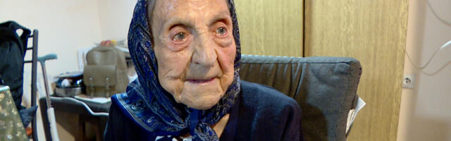 Za baku Manasiju godine su samo broj. „Zagazila“ u 105 godinu života i još jedan Božić dočekala sa svojom decom