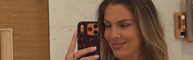 Rastina devojka u majici bez brushaltera: Ful doterana, pokazala preplanuli ten - svi gledaju u tetovažu