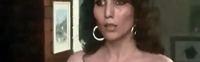 SKIDALA SE PRED KOJOM, A VOLELA ČOLIĆA: Evo kako u 70. godini izgleda čuvena glumica iz "Žikine dinastije"