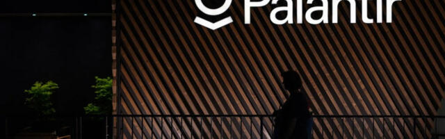 Манифест мрака: Из Трамповог круга стижу поруке о рату, сили и Апокалипси