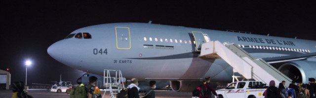 TALIBANI PREUZELI AERODROM U KABULU!?