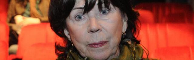 Njega ste svi VIDELI, a ne znate da je on SIN Seke Sablić: Glumica je samo jednom pričala o NASLEDNIKU, ove reči razaraju srce, a ovako Stefan danas izgleda! (FOTO)