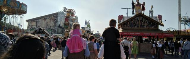 Organizatori Oktoberfesta najavljuju rekordne cene piva u 2025. godini