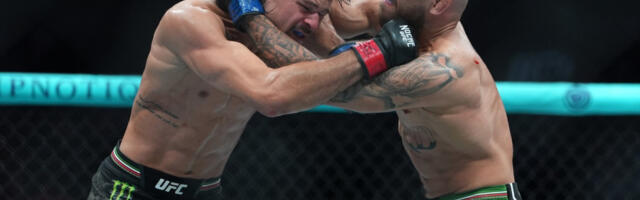 Zastrašujući nokaut: Razneo ga je razarajućim udarcima (VIDEO/FOTO)