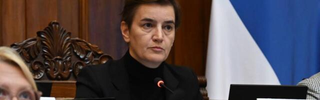 ANA BRNABIĆ O VUČIĆEVOJ POSETI NIŠU: "Išao je u pekaru, vozio se gradskim prevozom, uradio je sve što su rekli da NEĆE SMETI"