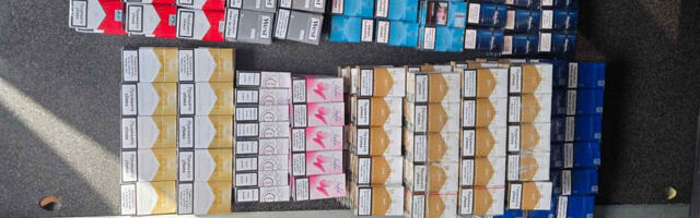Uhapšen na granici sa 619 paklica cigareta u bunkeru kombija