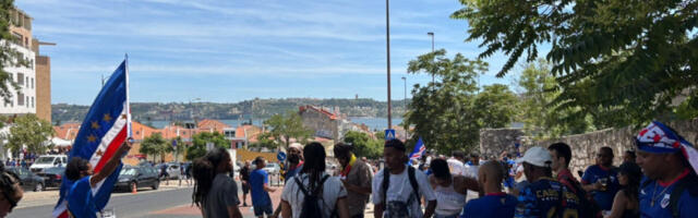 SPORTISSIMO U PORTUGALU: Luda atmosfera, navijači Zelenortskih ostrva spremni za duel sa Srbijom (VIDEO)