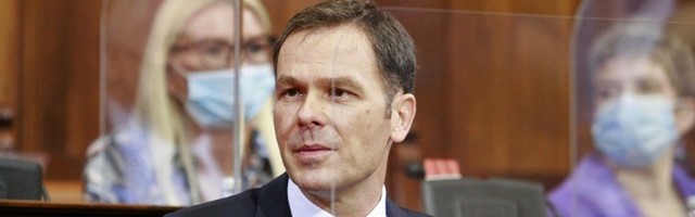 "Mali, za 10 godina zadužili ste Srbiju 15 milijardi evra"