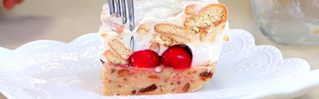 HLADNI, VOĆNI KOLAČ BEZ PEČENJA! Pravo osveženje za letnje dane - sprema se za 15 minuta! (VIDEO)