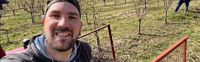 Slikao se na traktoru dok reže voće: Bio 2 puta MVP Evrolige, osvojio EK, bio i reprezentativac Srbije...