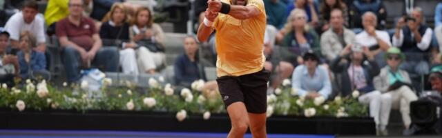 Novak već otpisan iz trke za titulu na Rolan Garosu? Prve prognoze kladionica ne idu mu u prilog (FOTO)