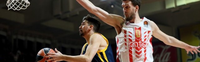Zvezda odbila Himkijevu glavu na panju, Lojd celo poluvreme bez poena iz igre, Mekolum i Tima za evroligaški prvenac