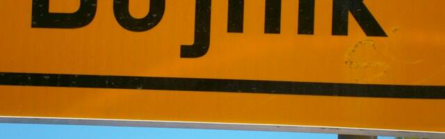 Iz Policijske uprave u Bojniku meštanima sela Stubla odgovorili da oni nisu nadležni za saobraćajnu signalizaciju