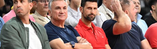 "Što kaže moj ćale..." Đoković otkrio kome je bila upućena poruka na kameri