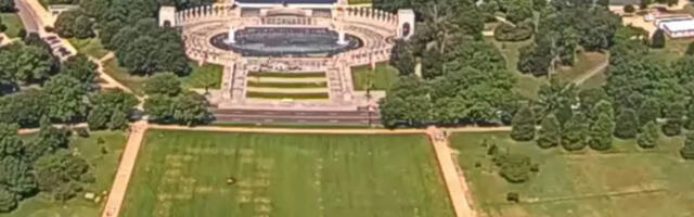 Бројеви „8647“ осванули у парку  центра Вашингтона