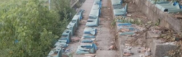 I KAMEN BI ZAPLAKAO: Nakon ODUSTAJANJA od takmičenja u javnosti se pojavile šokantne fotografije - stadion poznatog kluba je u potpunosti DEVASTIRAN! (FOTO GALERIJA)