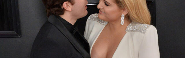 "POSLE ODNOSA SA MUŽEM JEDVA HODAM": Šokantna ispovest poznate pevačice - priznala još nešto i sad joj se svi smeju u lice, a ne znaju kakvu stvarno muku muči!