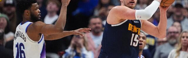 Novi monstruozni tripl-dabl Jokića u velikom preokretu Denvera, zbog trojke koju je pogodio ljudi su se hvatali za glavu (FOTO/VIDEO)