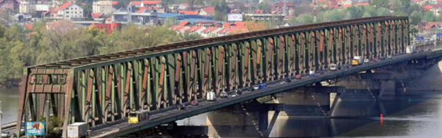 Тело мушкарца пронађено у напуштеном вагону воза код Панчевачког моста