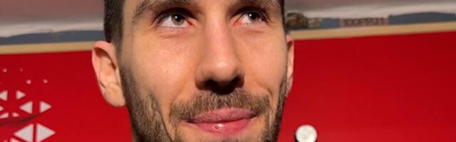 "Volim te, Ognjene!" Kapiten Zvezde odigrao brutalnu partiju, pa progovorio o slavlju sa navijačima!