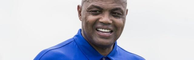 Dao bih 500 dolara onome ko ga sravni sa zemljom: Barkli prokomentarisao sukob Jokića i Mekdejnijelsa