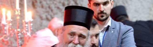MITROPOLIJA OBJAVILA DVA SATA SNIMKA USTOLIČENJA JOANIKIJA!
