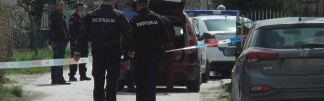 UŽAS U BEOGRADU! Očuh pretukao bebu, SLOMIO JOJ OBE RUKE I NOGE!