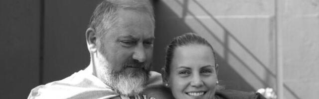 VEOMA ČUDNO: Ovo je prvo oglašavanje Jelene Dokić posle smrti oca - mnogima ništa nije jasno! (FOTO)