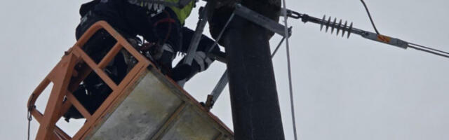 ​ЕДС: грађанима Бановог брда се деле лажни леци да због радова неће имати струју до осам дана