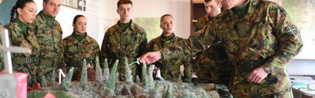Plata tokom obuke i siguran posao: Vojska Srbije traži mlade podoficire, a evo do kada je rok za prijavu!