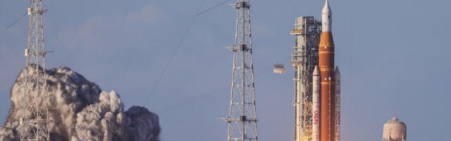 Трка за Месец