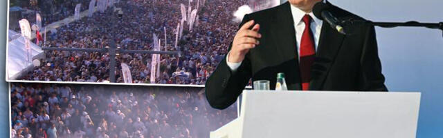 "ZA SRBIJU SE BORIM, ZA SRBIJU ŽIVIM" Predsednik Vučić podelio kadrove sa skupa i uputio snažnu poruku: "Volim Srbiju više nego bilo šta na kugli zemaljskoj!"