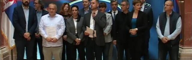 Orilićevo obezbeđenje ne da opoziciji da mu preda zahteve