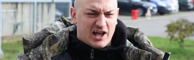 PRVO POJAVLJIVANJE DESINGERICE NAKON SKANDALA: Napravio HAOS u Šimanovcima, počeo da BESNI zbog napada! (VIDEO)