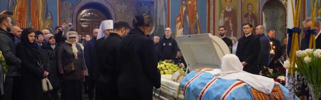 BRAČNI PAR ZELENSKI PRISUSTVOVAO SAHRANI PATRIJARHA FILARETA: "Posvetio ogroman trud da Ukrajina ima svoju autokefalnu crkvu, neka počiva u miru"
