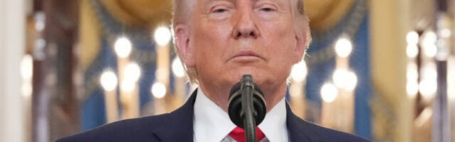 Трамп: Верујем да је договор с Ираном могућ већ сутра, у супротном узећу њихову нафту