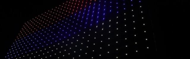 SPEKTAKL NA NEBU! Sutra dron šou najavljuje veliki narodni skup ispred Skupštine!