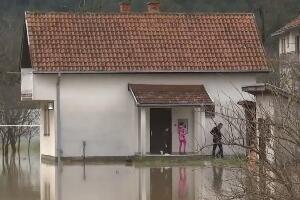 Трагови водених бујица од Рашке до Новог Пазара видљиви на сваком кораку