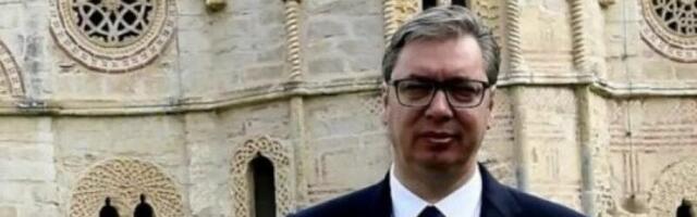 VUČIĆ POSETIO SRPSKU SVETINJU! Predsednik u manastiru Ljubostinja na putu ka otvaranju deonice Moravskog koridora (FOTO)